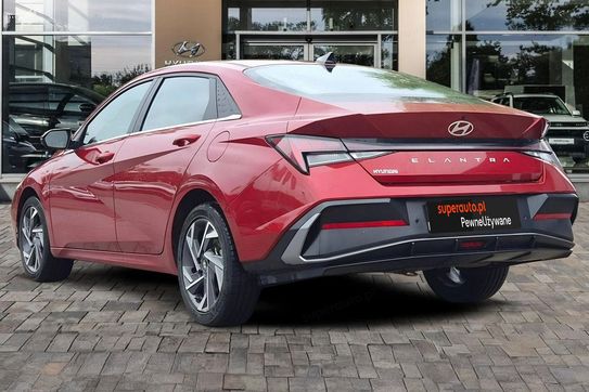 Hyundai Elantra 1.6 Executive CVT