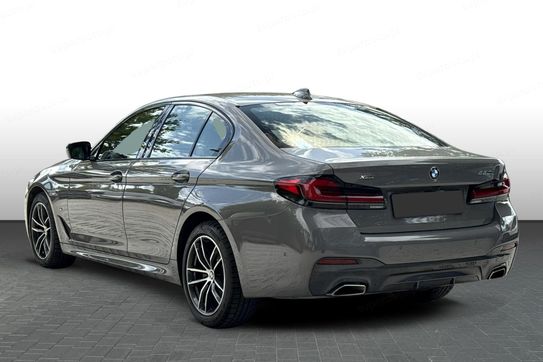 BMW Seria 5 520d xDrive M Sport