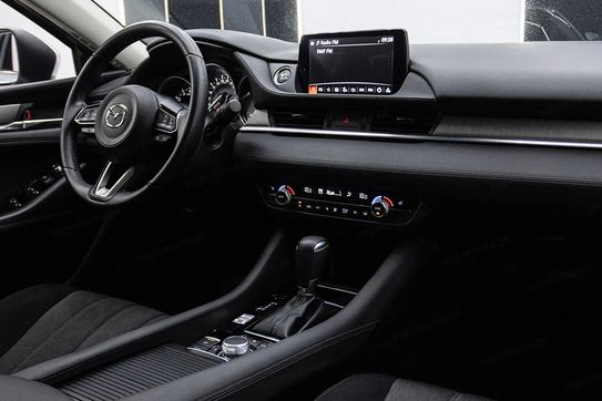 Mazda 6 2.0 Center-Line