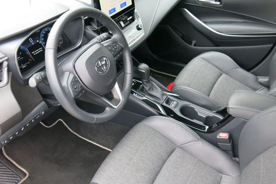 Toyota Corolla 1.8 Hybrid Style