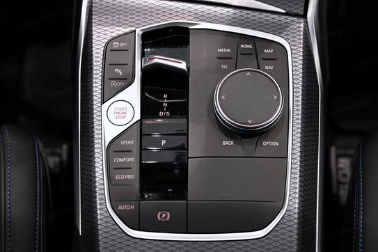 BMW Seria 3 318i M Sport aut