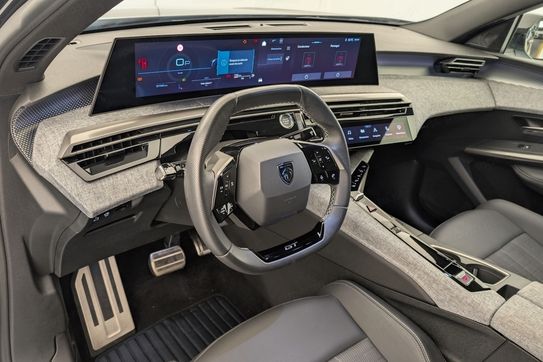 Peugeot 3008 GT 1.2 mHEV e-DCS6