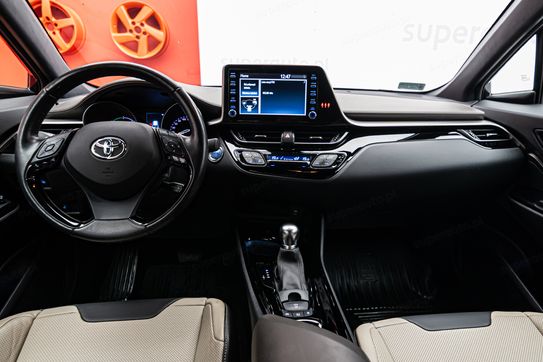 Toyota C-HR 2.0 Hybrid Executive