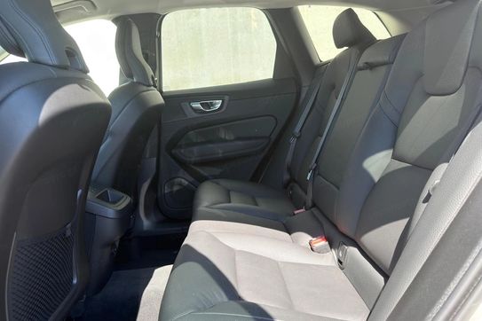 Volvo XC60 B5 B AWD Plus Dark