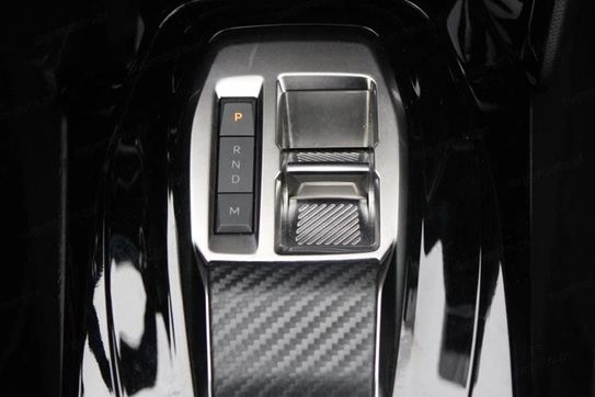 Peugeot 2008 1.2 PureTech Allure EAT8