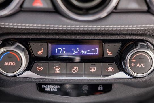 Nissan Juke 1.0 DIG-T N-Connecta