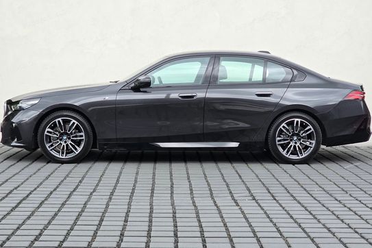BMW Seria 5 520d xDrive M Sport
