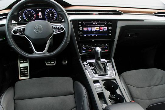 Volkswagen Arteon 2.0 TSI Elegance DSG