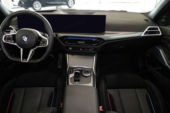 BMW Seria 3 330i xDrive M Sport
