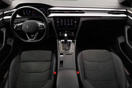Volkswagen Arteon 2.0 TDI R-Line DSG