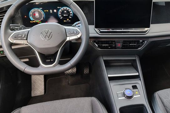 Volkswagen Tiguan Life Plus 2.0 TDI  DSG