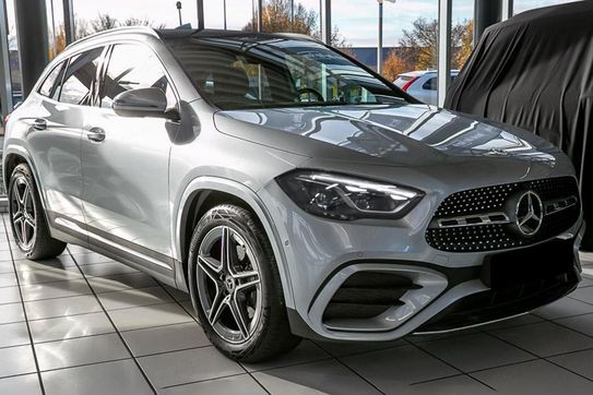 Mercedes GLA 220 4-Matic AMG Line