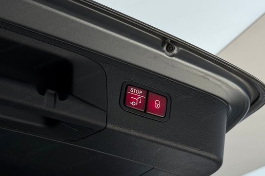 Mercedes GLC 300 e 4MATIC AMG Line