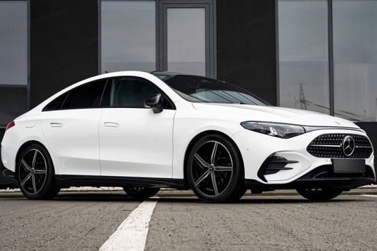 Mercedes CLA 200 AMG Line