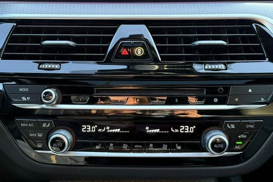 BMW Seria 5 530e iPerformance M Sport