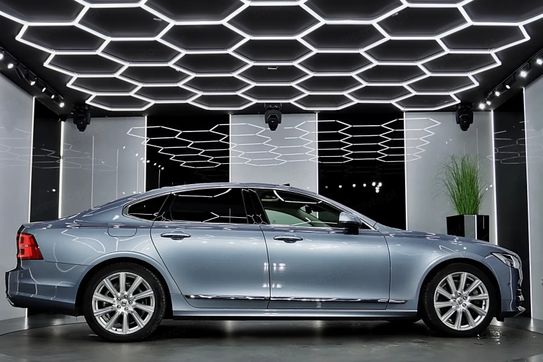 Volvo S90 T8 AWD Plug-In Hybrid Inscription aut