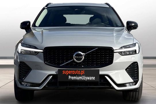 Volvo XC60 B5 B AWD Plus Dark