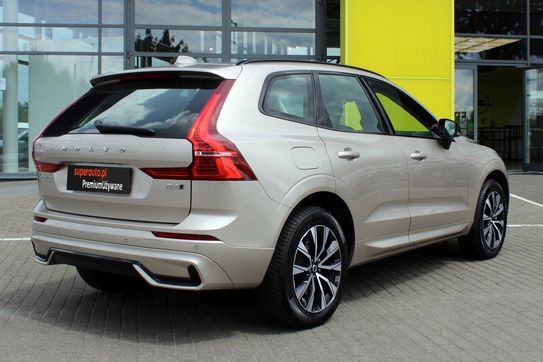 Volvo XC60 B4 D AWD Plus Dark