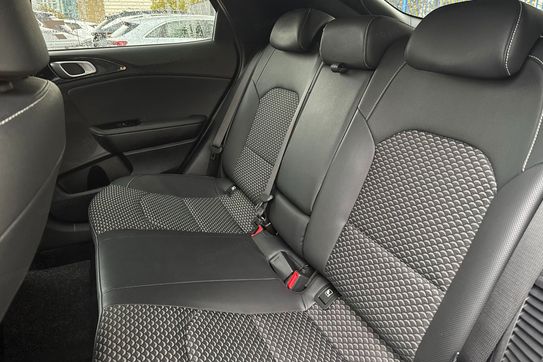 Kia XCeed Business Line 1.6 GDI PHEV DCT
