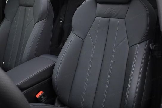 Audi Q5 TFSI  quattro S tronic