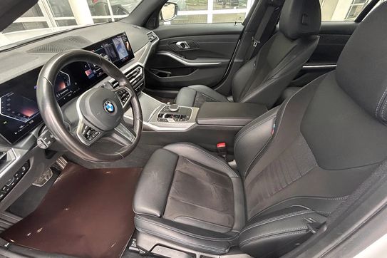 BMW Seria 3 318i M Sport