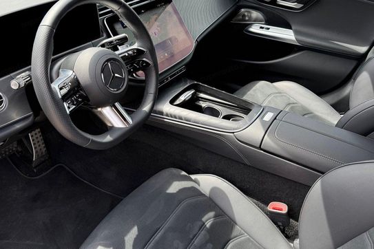 Mercedes Klasa E 220 d  4-Matic AMG