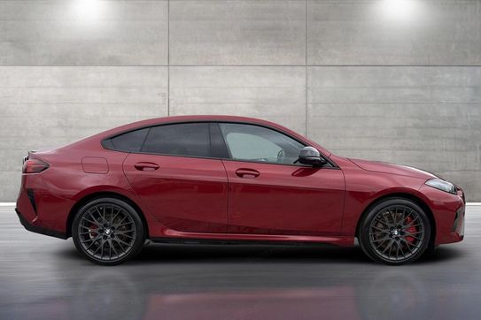 BMW Seria 2 220i mHEV aut
