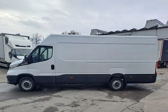 Iveco Daily 35S14 16m3 L4H2 AT