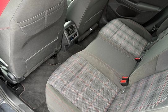 Volkswagen Golf 2.0 TSI GTI DSG