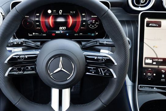 Mercedes GLC 200 4-Matic AMG Line