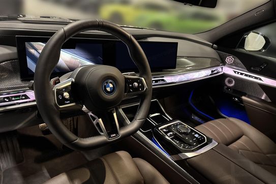 BMW i7 105.7kWh xDrive60