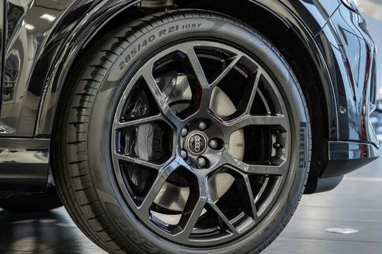 Audi Q7 50 TDI quattro S Line