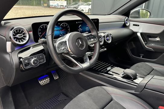 Mercedes CLA 200 AMG Line
