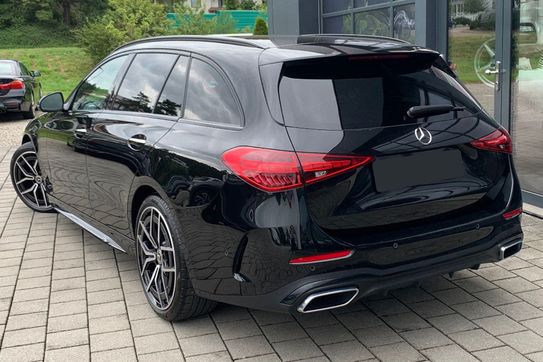 Mercedes Klasa C 220 d 4-Matic AMG Estate