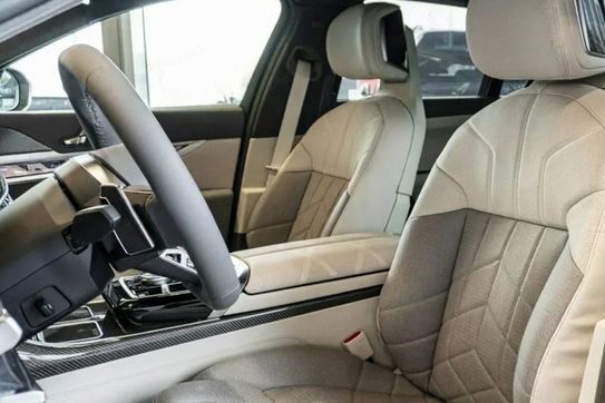 BMW Seria 7 740d xDrive M Sport