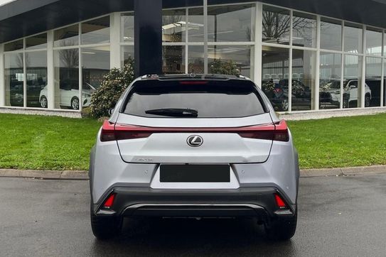 Lexus UX 300h F Sport Design Hybrid Dynamic Force