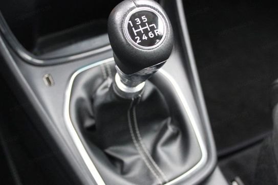 Ford Puma 1.0 EcoBoost Titanium