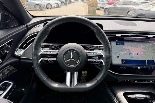 Mercedes Klasa E 220 d 4-Matic AMG