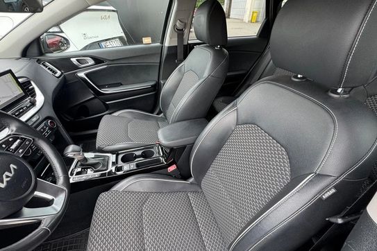 Kia Ceed 1.5 t-Gdi Tribute Dct