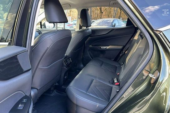 Lexus NX 450h+ Omotenashi AWD