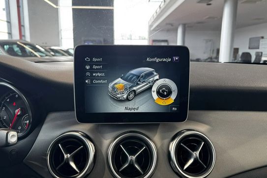 Mercedes GLA 200