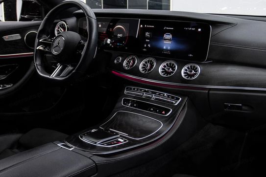 Mercedes Klasa E E 300 Coupe AMG