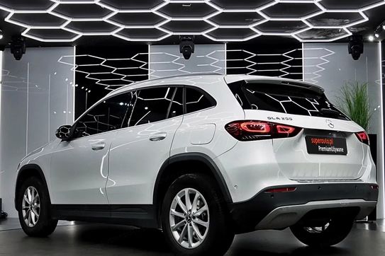 Mercedes GLA 200