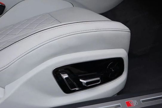 Audi A8 L 60 TFSI e quattro Tiptr.
