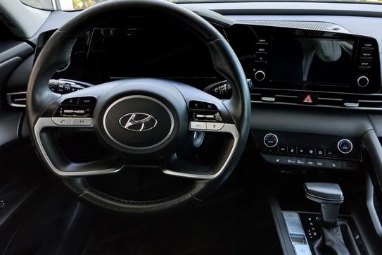 Hyundai Elantra 1.6 Smart