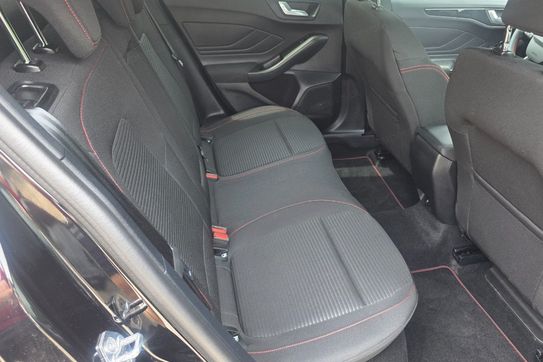 Ford Focus 1.0 EcoBoost ST-Line X