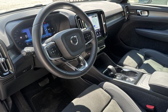 Volvo XC40 B4 AWD Plus Bright