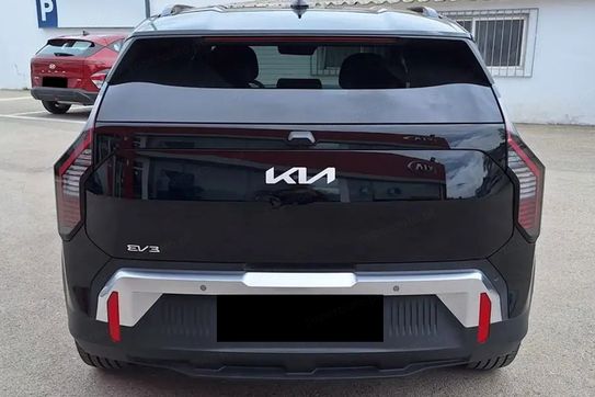 Kia EV3 81.4kWh Earth