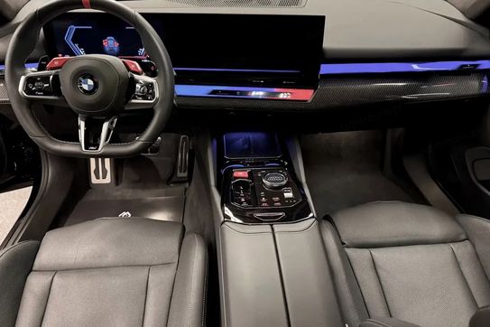 BMW Seria 5 M5