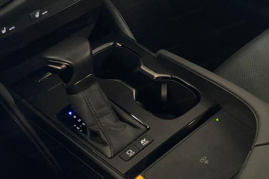 Lexus ES 300h Business Edition